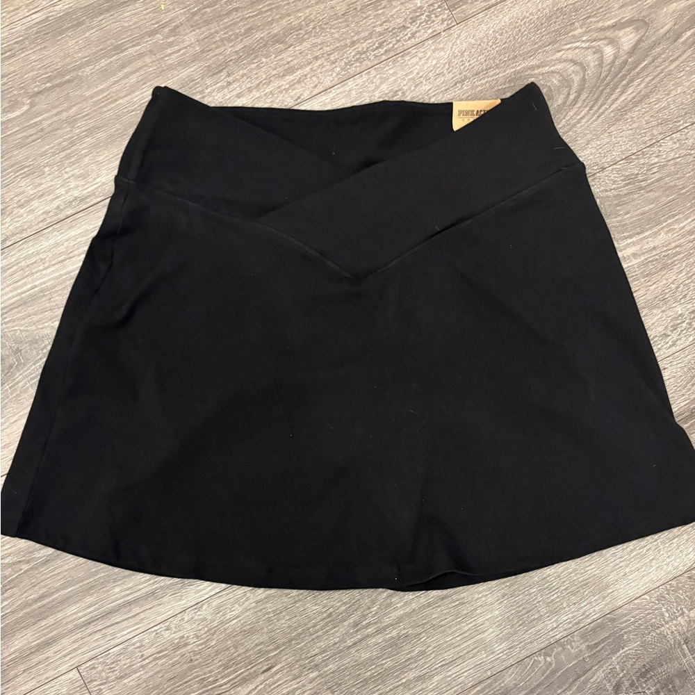 Women’s vs pink cotton xl high waist v crossover skort.